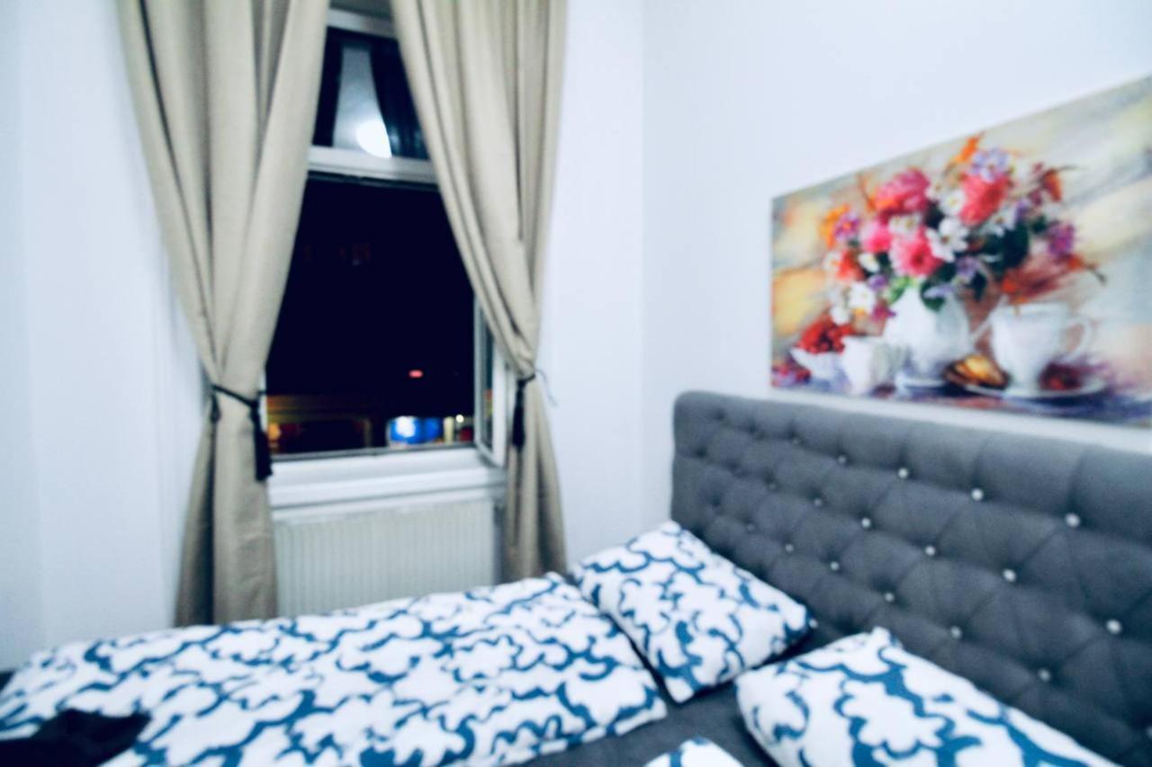 Modern Double Room Js A Wien Eksteriør bilde