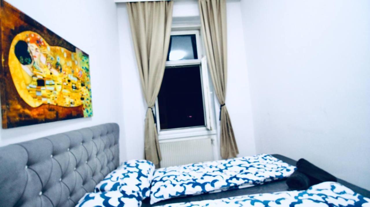 Modern Double Room Js A Wien Eksteriør bilde